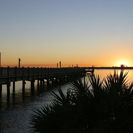 Harborside At Charleston Harbor Resort And Marina Exterior foto