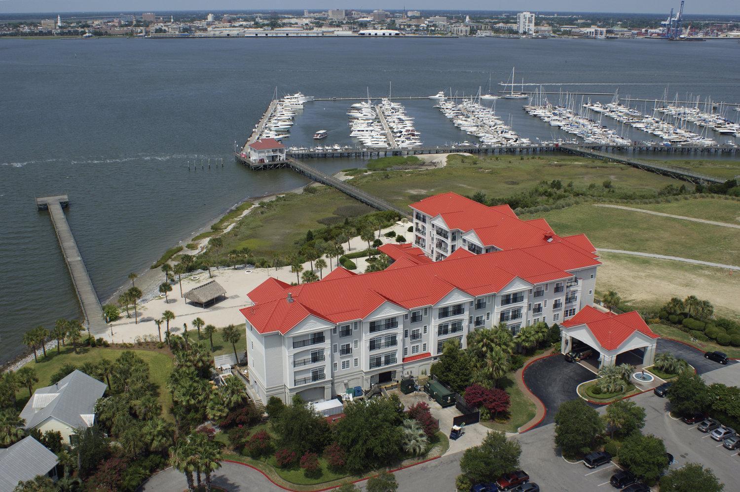 Harborside At Charleston Harbor Resort And Marina Exterior foto