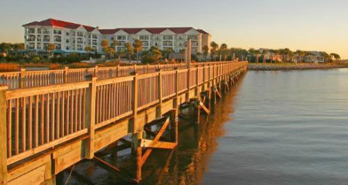 Harborside At Charleston Harbor Resort And Marina Exterior foto